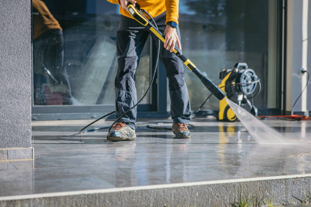 Best Commercial Pressure Washing  in Walnut Grove, CA