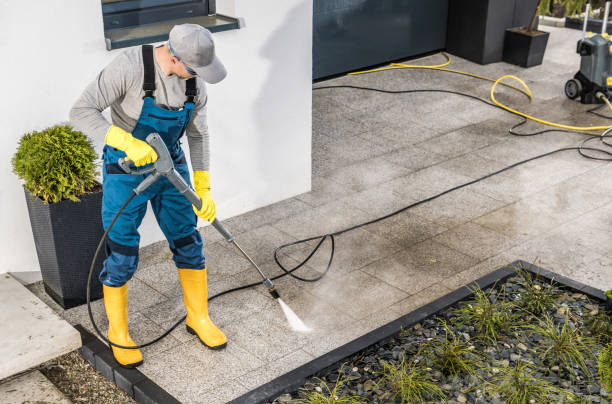 Best Garage Pressure Washing  in Walnut Grove, CA