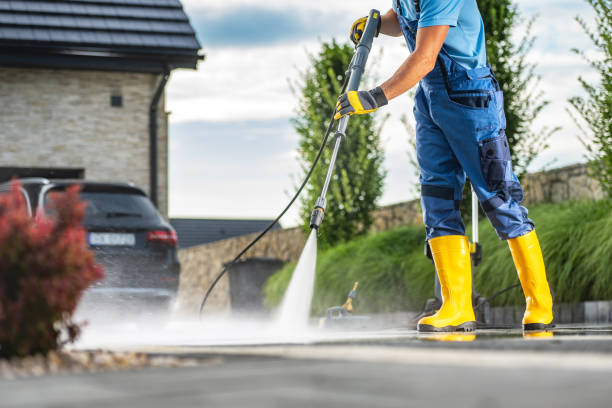 Best Deck Pressure Washing  in Walnut Grove, CA